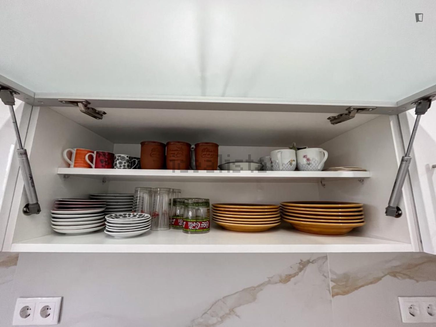 出租房间在Avenida de Ceuta - 照片