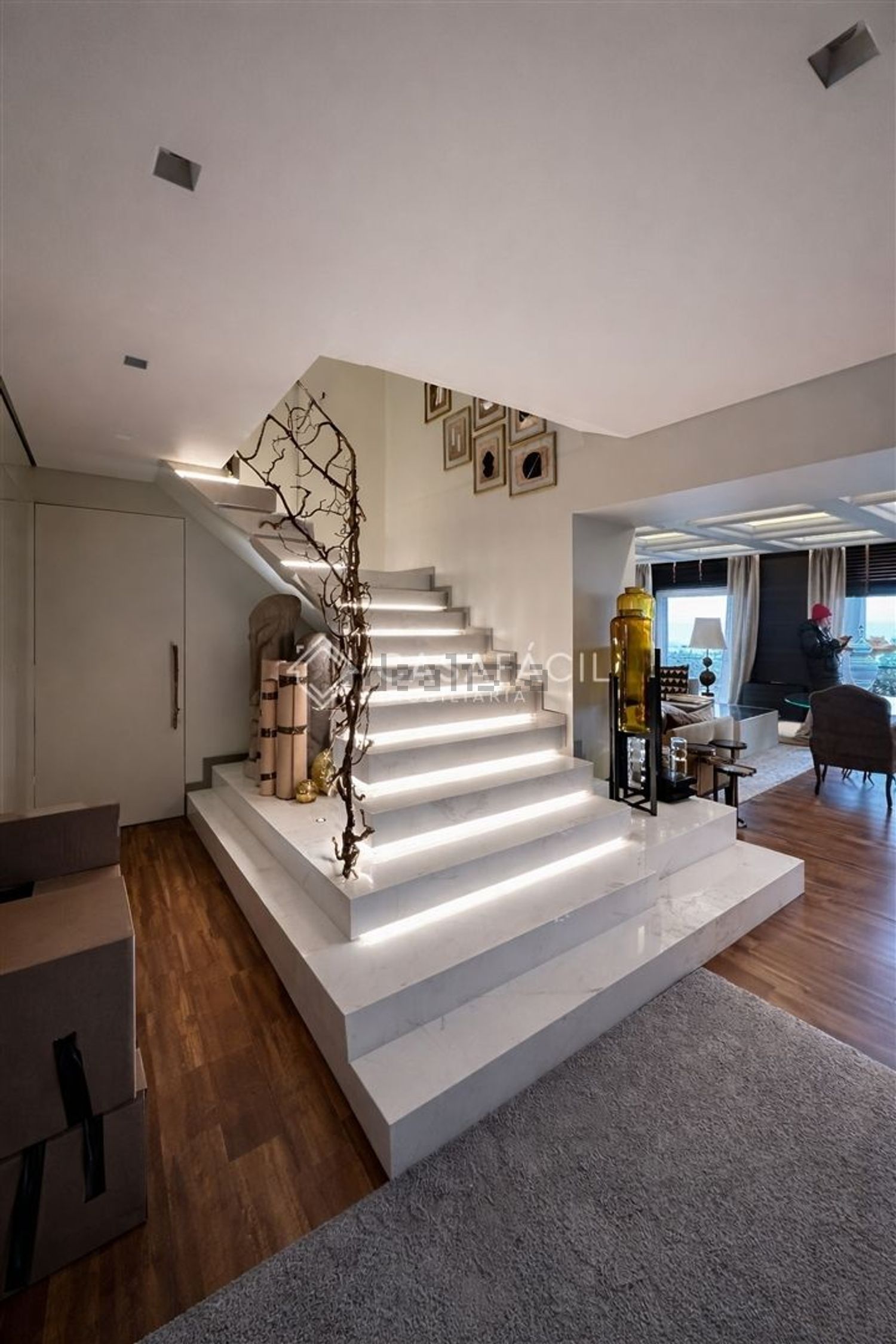 出租复式公寓在Avenida Infante D.João, 185 - 前厅