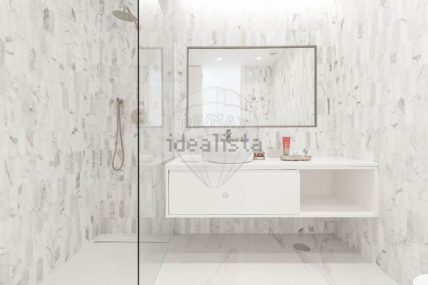 小楼房或独栋别墅出售在Travessa dos Benaventes - 卫生间