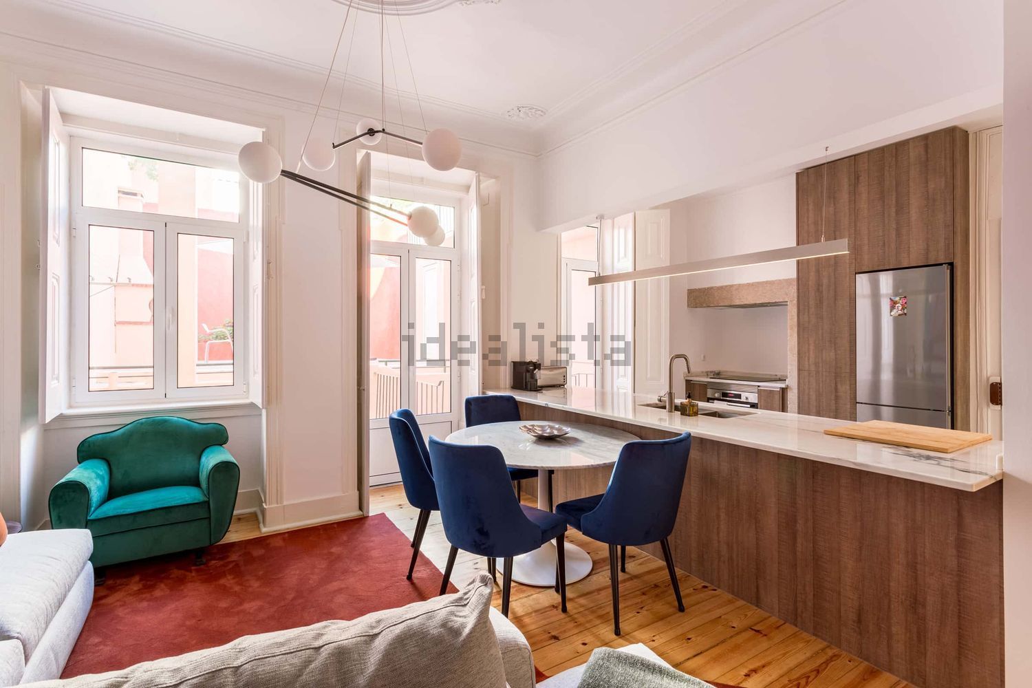 出租公寓 t2在Rua da Voz do Operário, 50 - 客厅