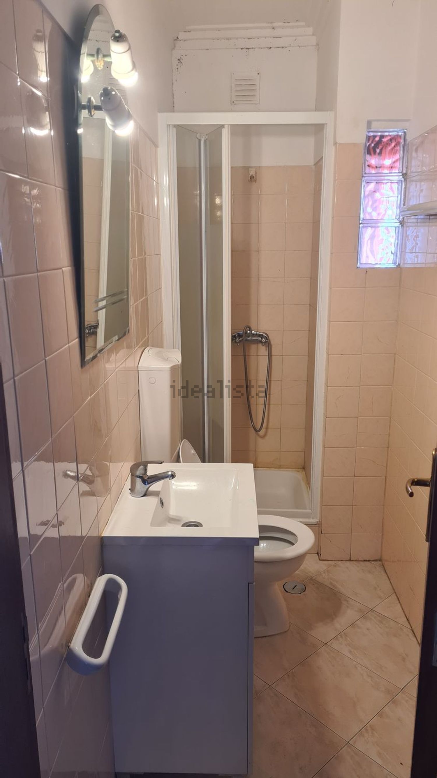 出租房间在Rua Carmo, 5 - 卫生间