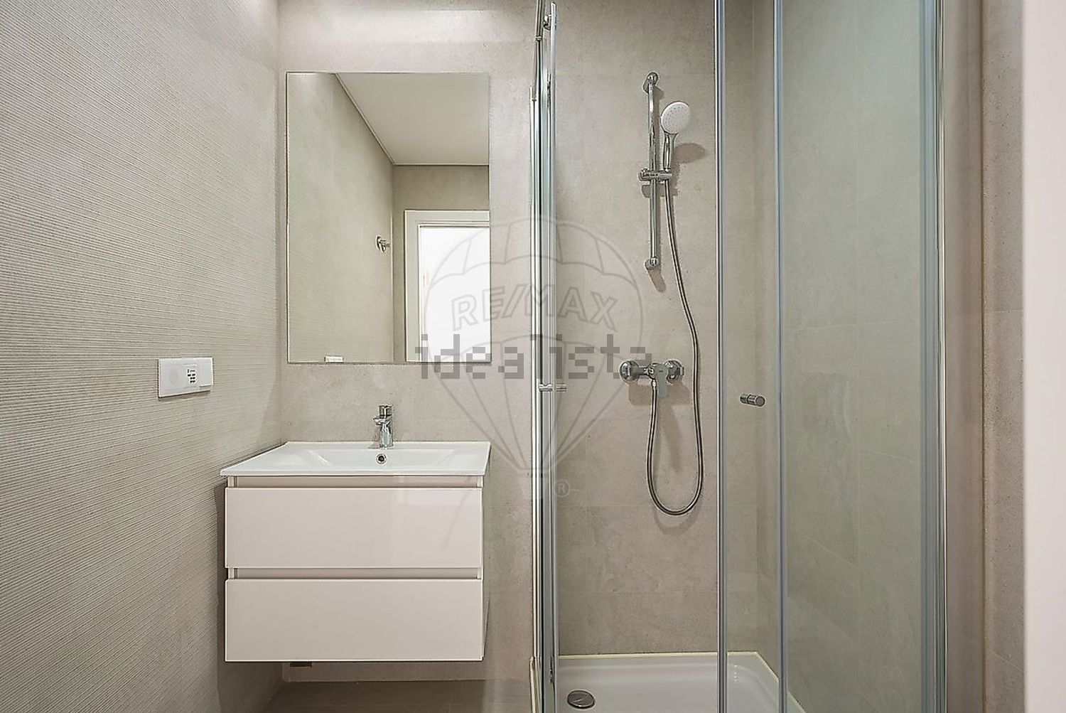 出租公寓 t2在Rua Maria Matos - 卫生间