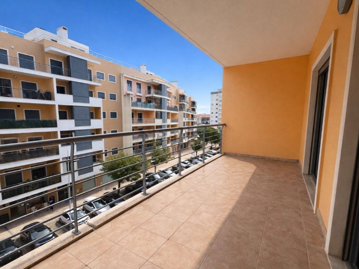 公寓 t2出售在Avenida Canto e Castro - 露台