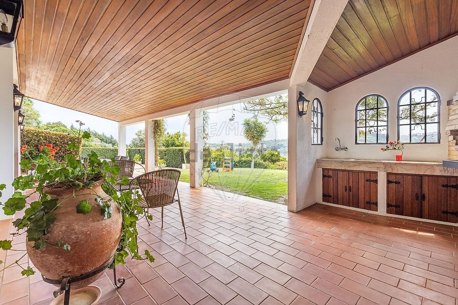 小楼房或独栋别墅出售Estr. da Serralheira de Baixo - 阳台