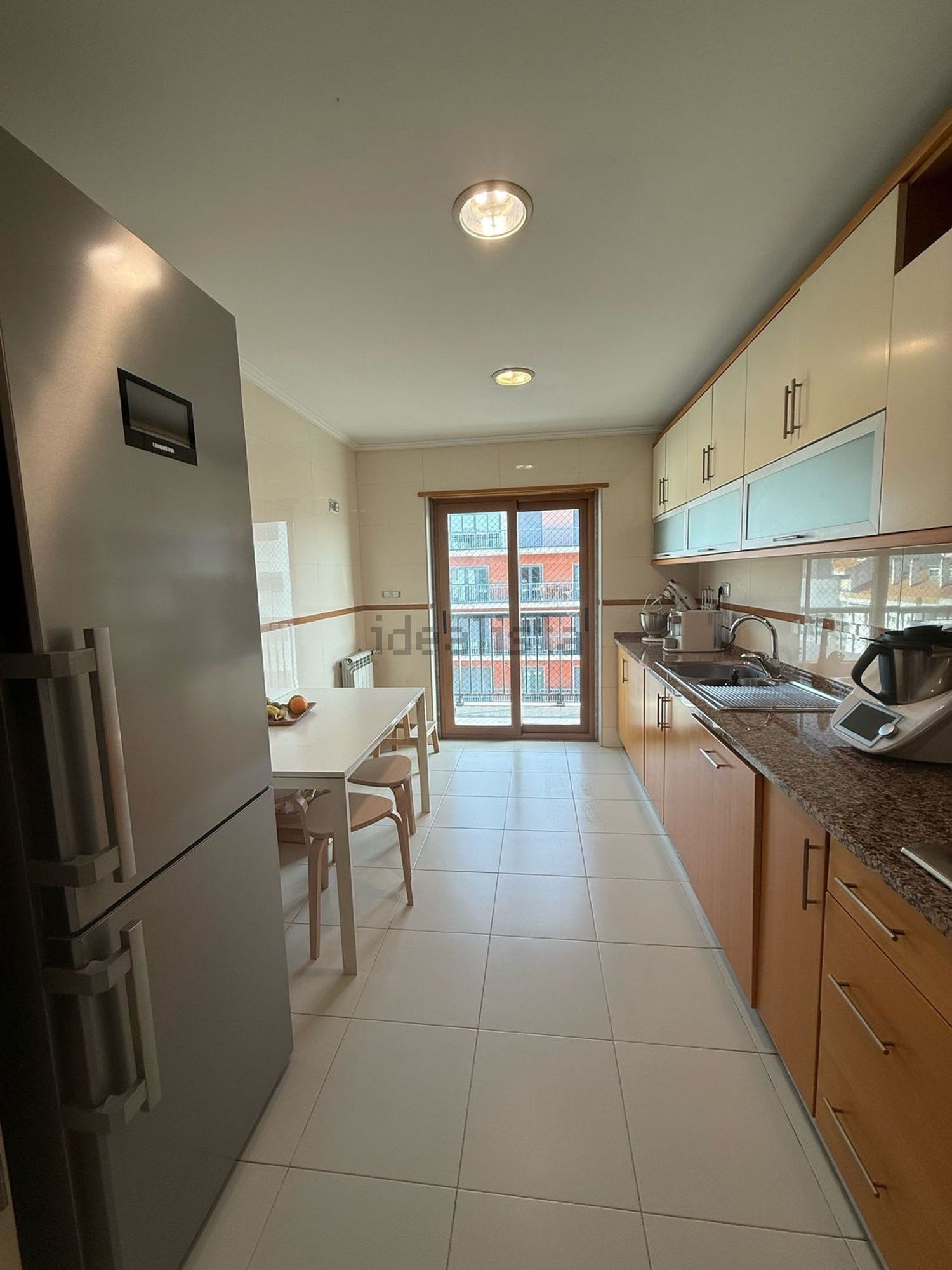 公寓 t2出售在Rua Henrique Manuel Ginja Cardoso, 1 b - 厨房