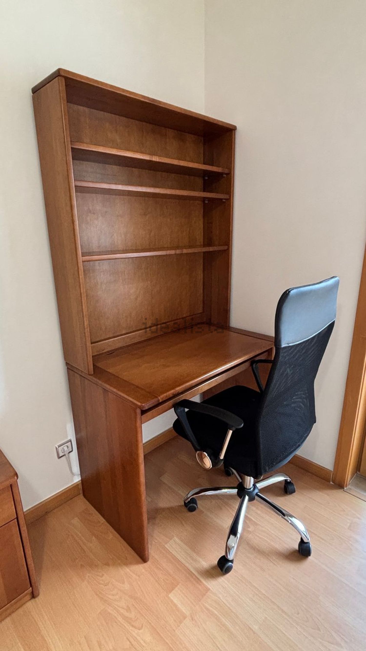 出租房间在Avenida Fernando Valle, 2 - 卧室