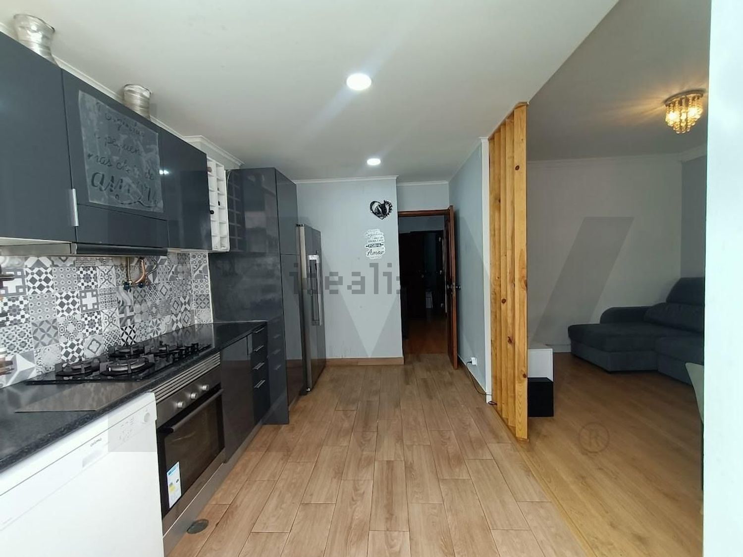 公寓 t2出售在Rua Azevedo Coutinho s/n - 厨房