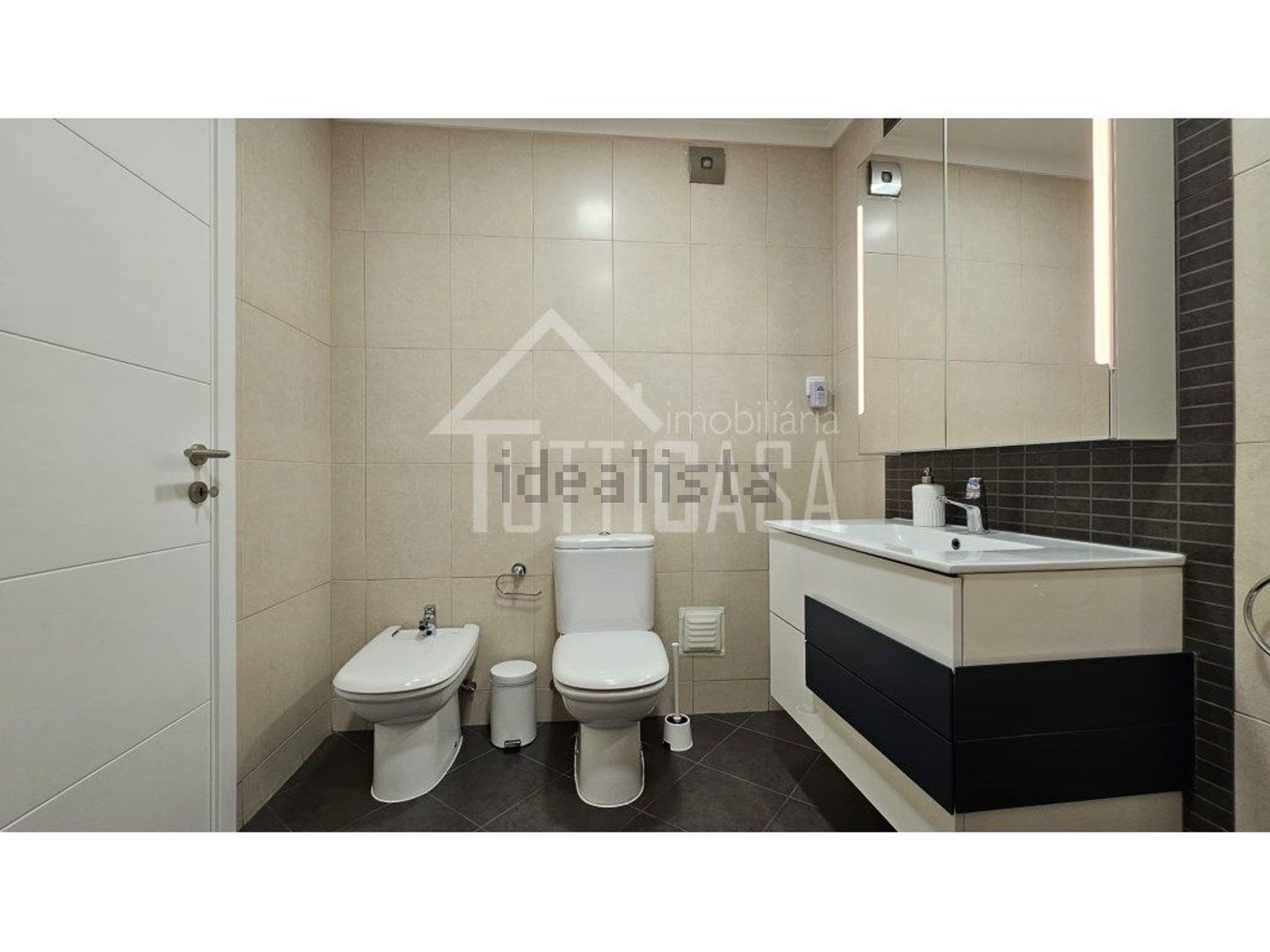 公寓 t3出售在Avenida Azedo Gneco G6 - 卫生间