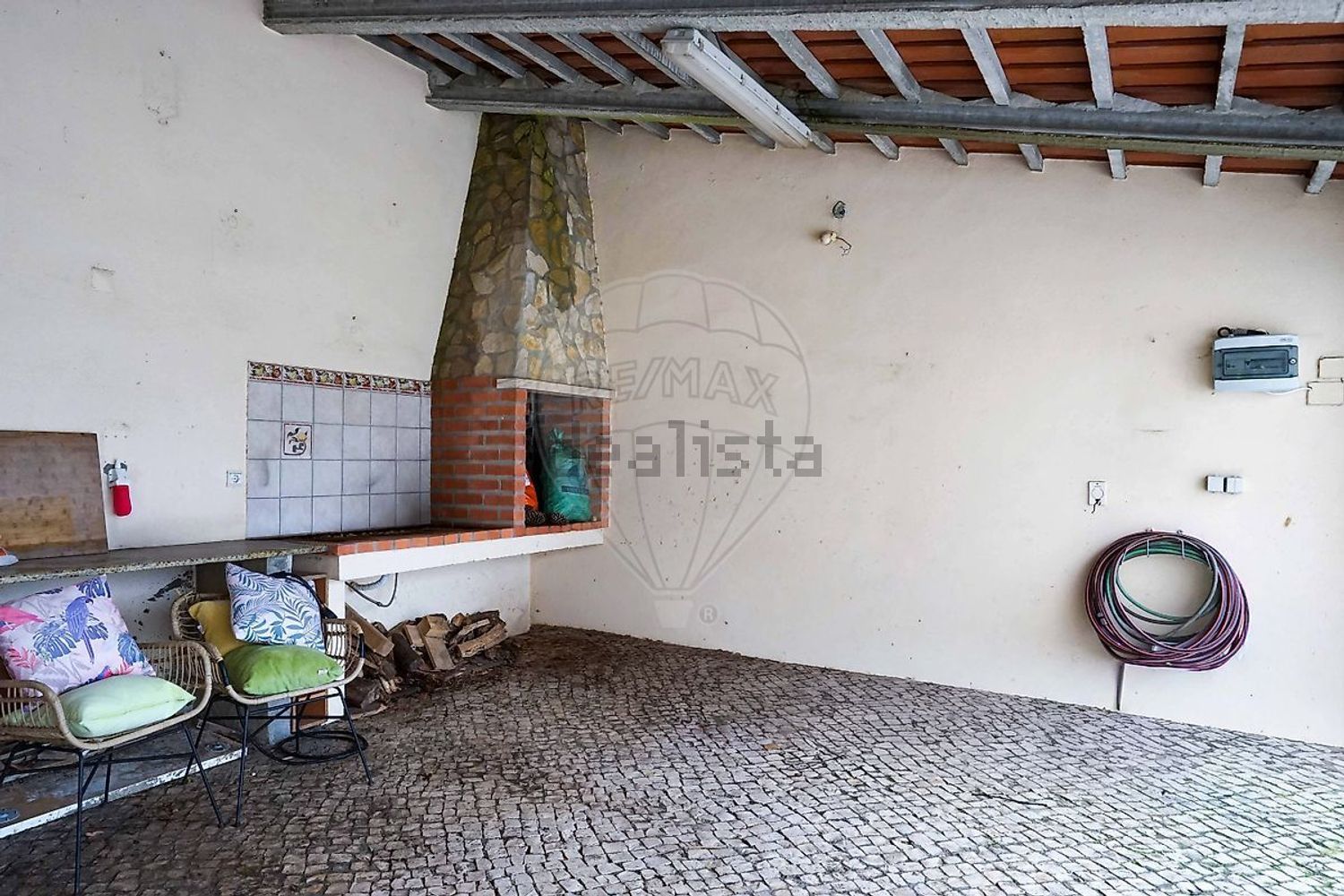 小楼房或独栋别墅出售在Rua Alberto Nobre Gusmão Martins Caro - 照片