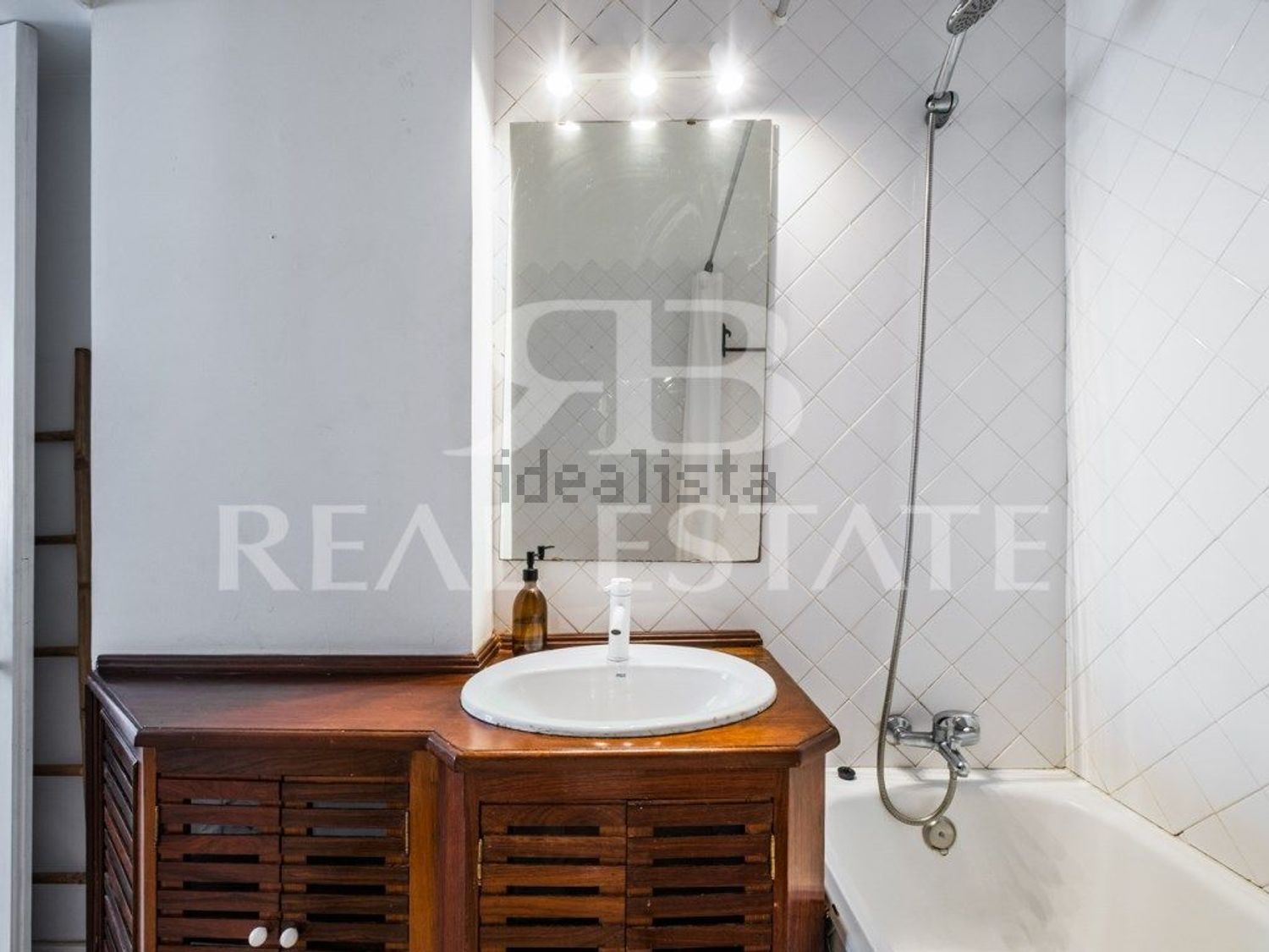 出租公寓 t1在Rua Eduardo Coelho, 13 - 卫生间