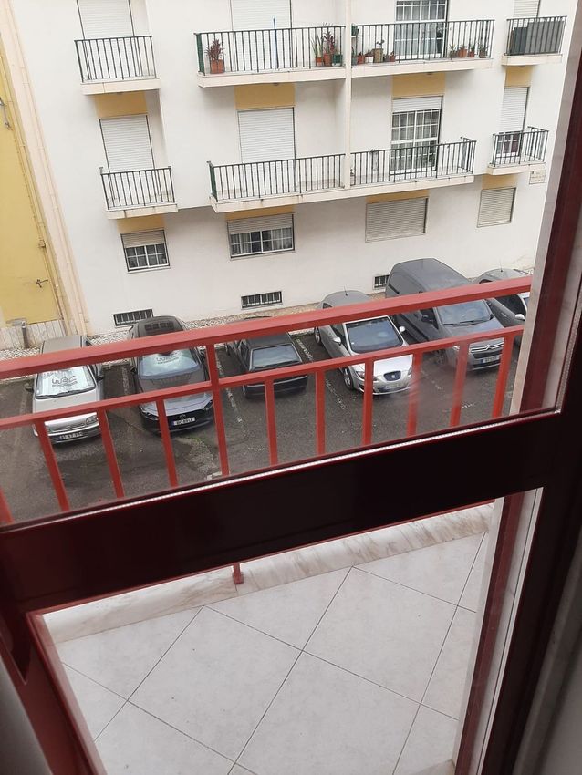 出租房间在Rua Fernando Pó, 30