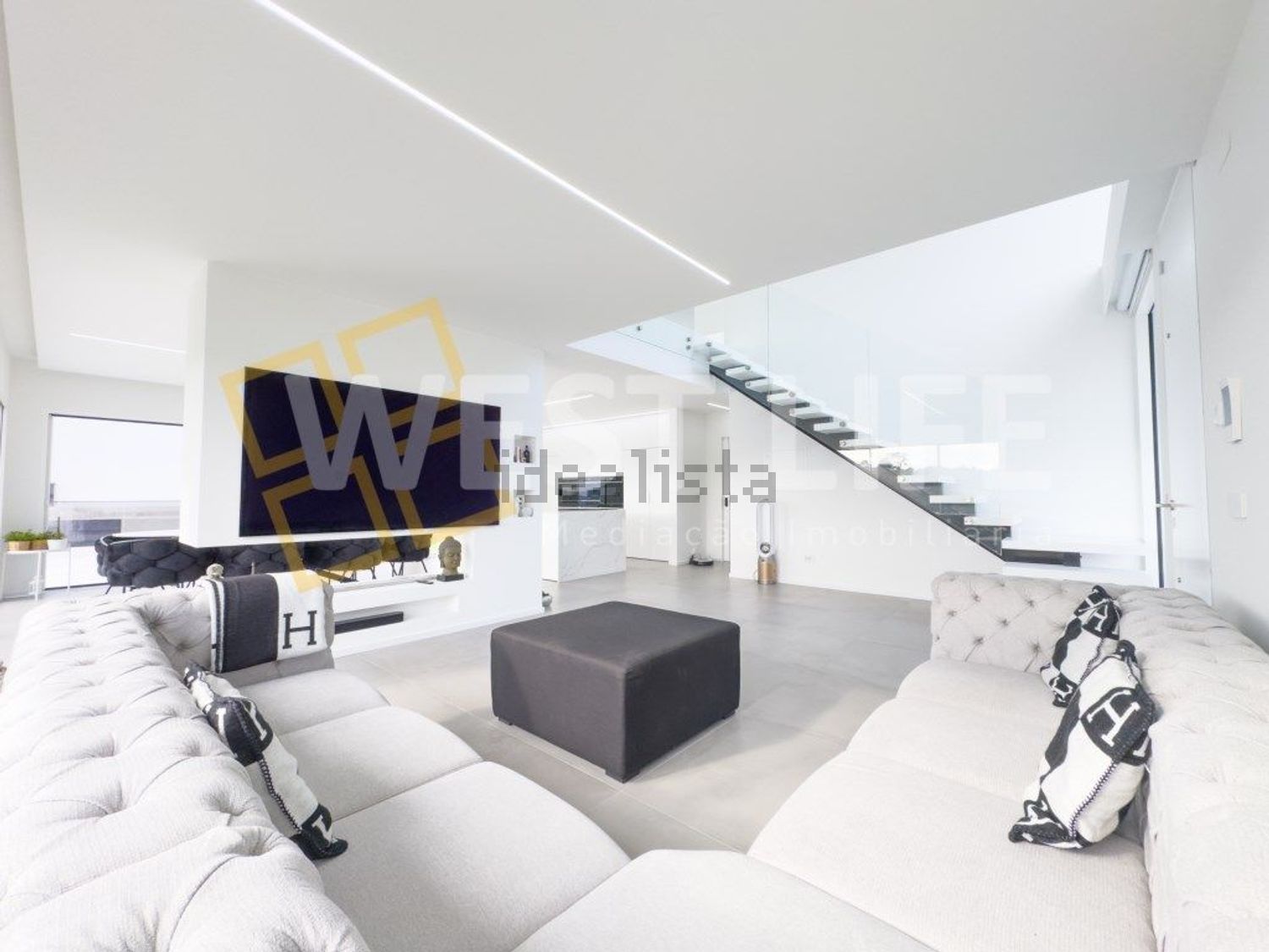 小楼房或独栋别墅出售在Centro - 客厅