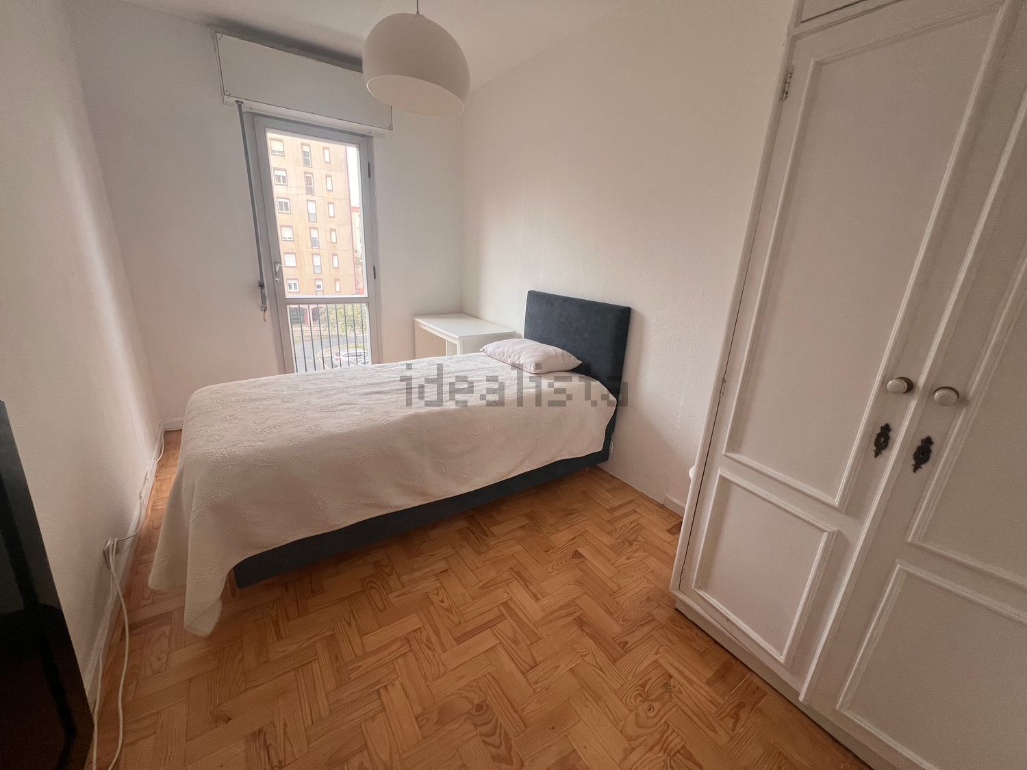 出租房间在Rua Doutor José Saraiva, 13 - 卧室