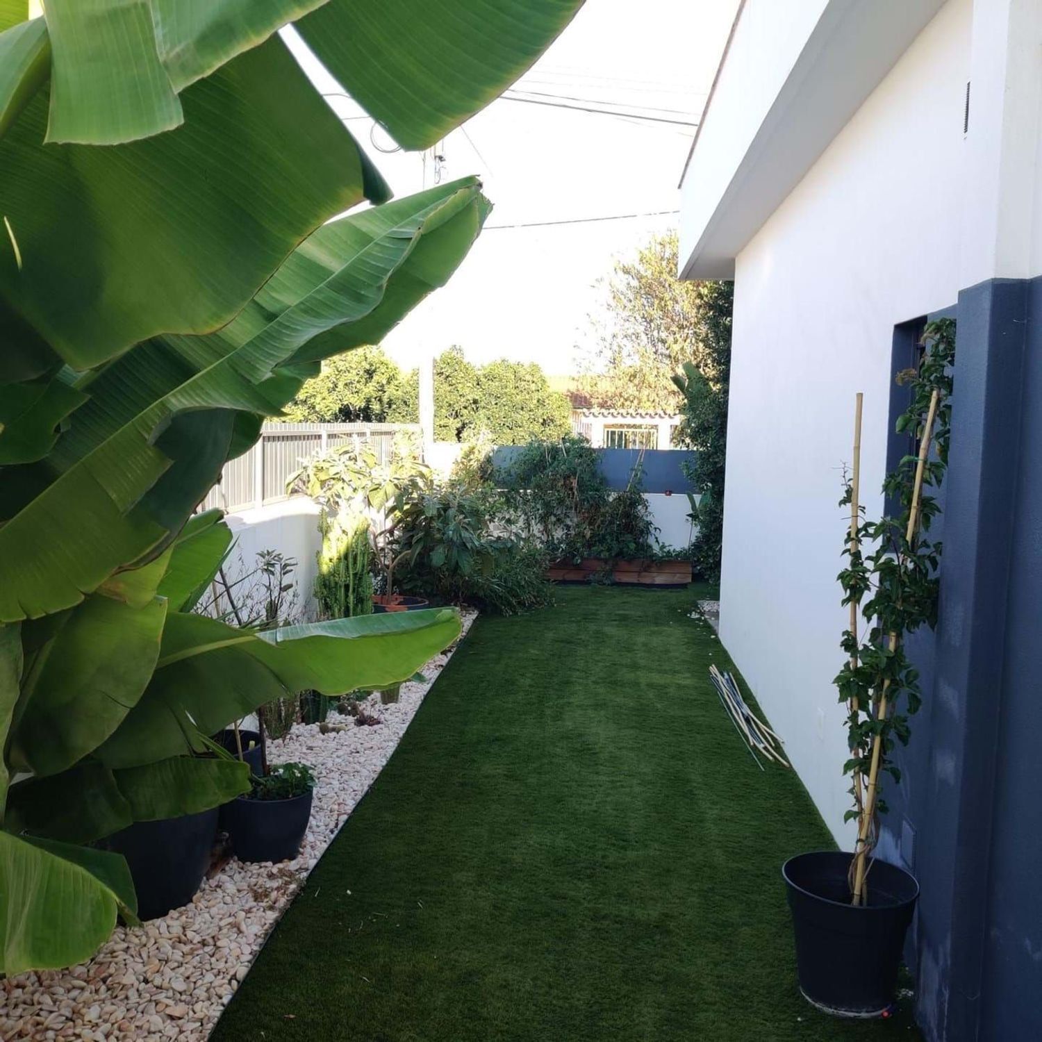 出租小楼房或独栋别墅在Redondos - 花园