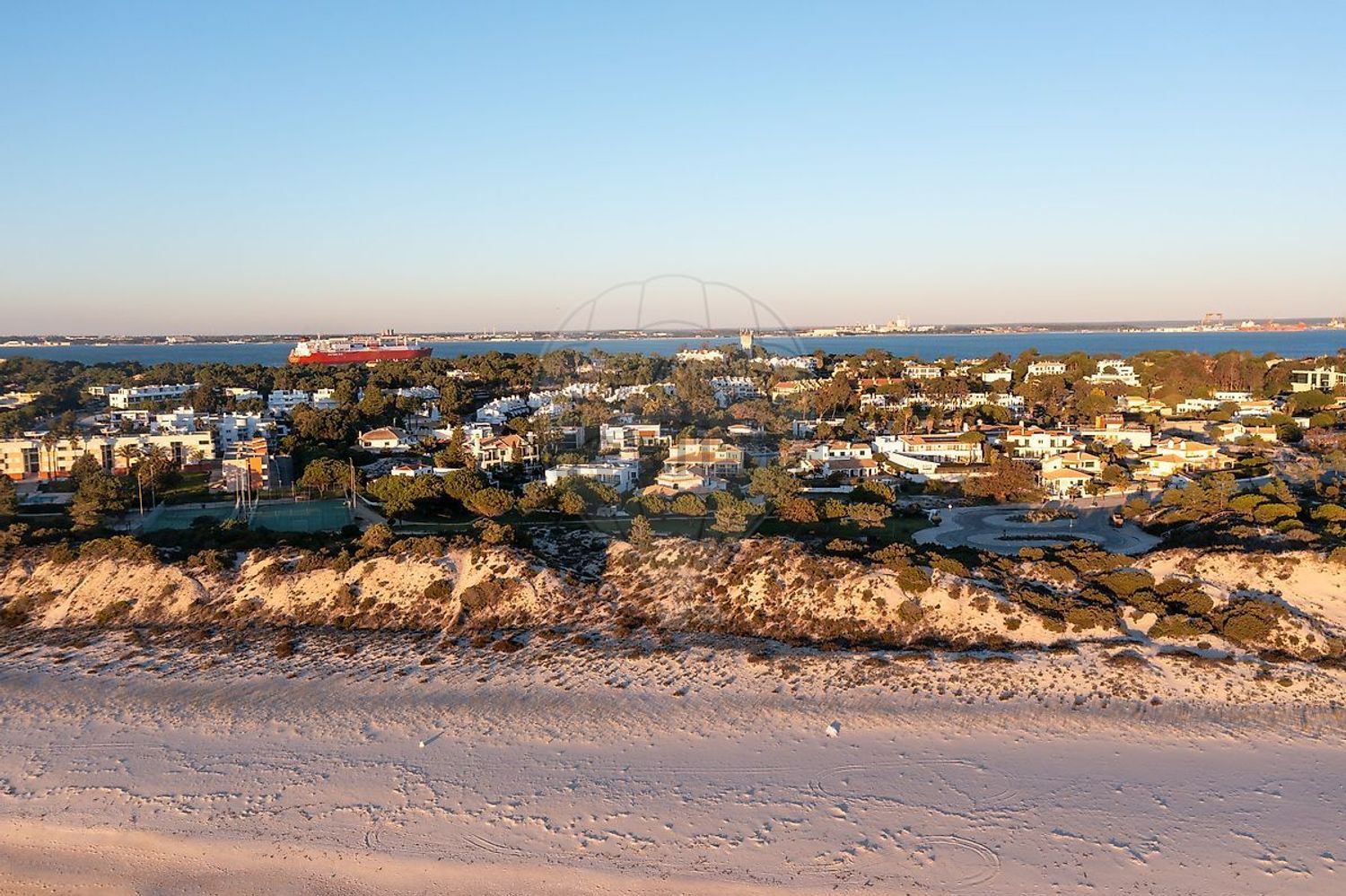 小楼房或独栋别墅出售在Rua de Alcoutim, 285 - 视线