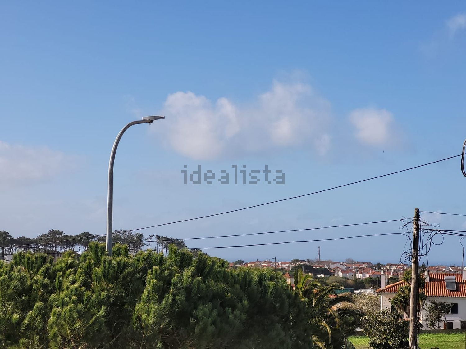 小楼房或独栋别墅出售在Rua do Rossio de Trás, 1 - 视线