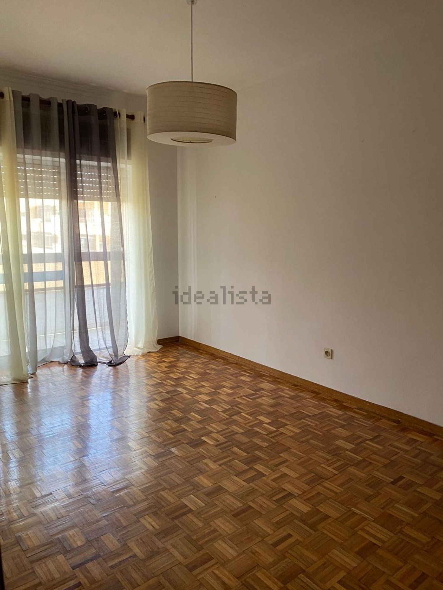 出租公寓 t2在Avenida Fernando Namora, 72 - 居住