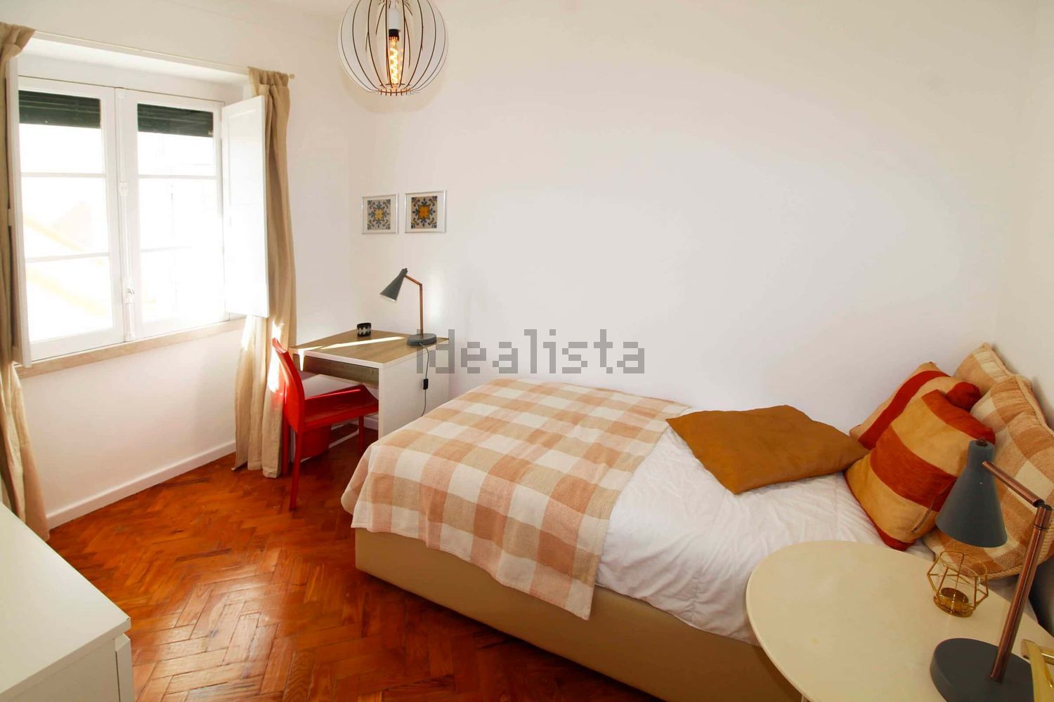 出租房间在Rua Leite de Vasconcelos, 77 - 卧室