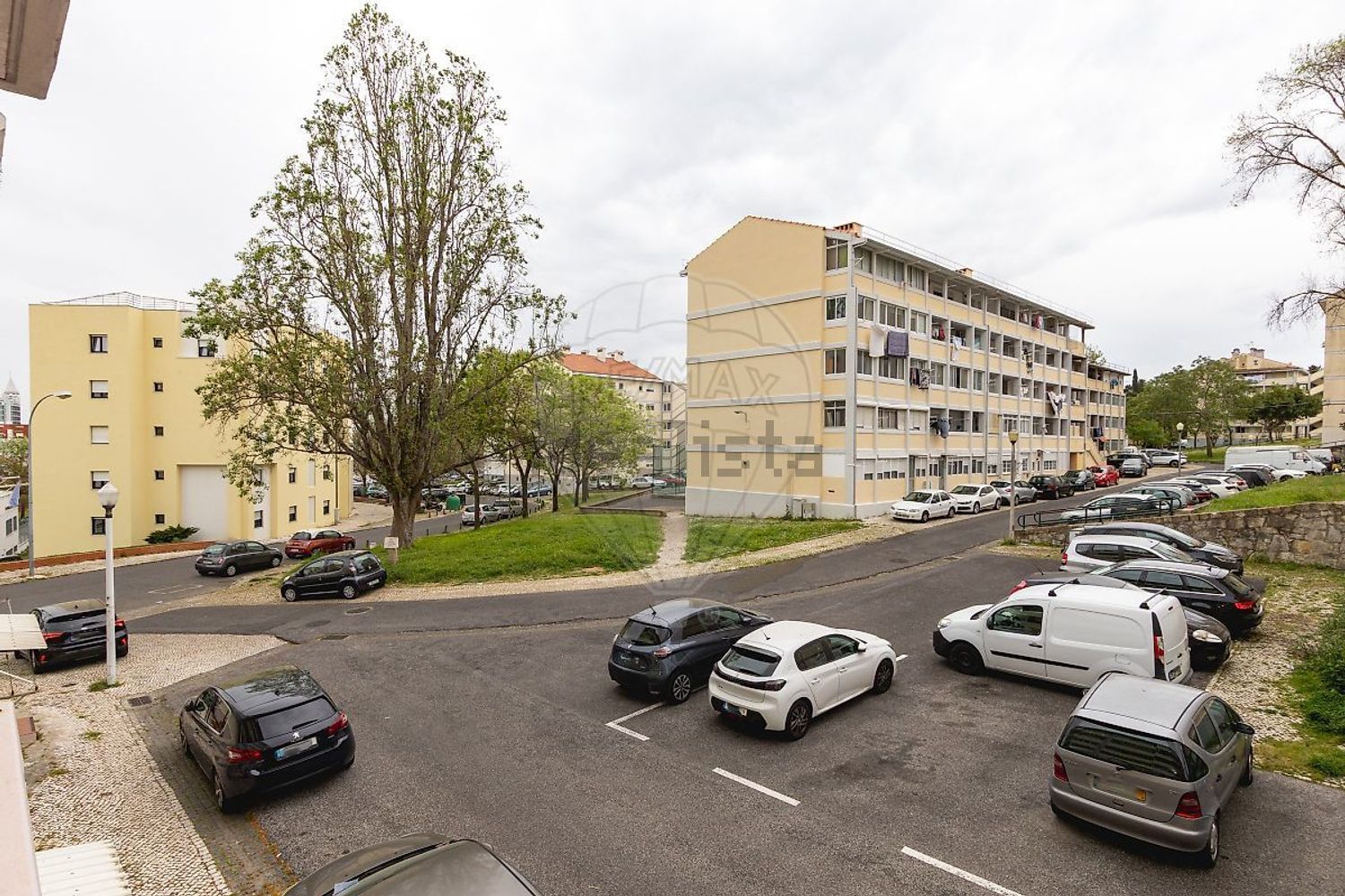 公寓 t2出售在Rua Cândido de Oliveira - 视线