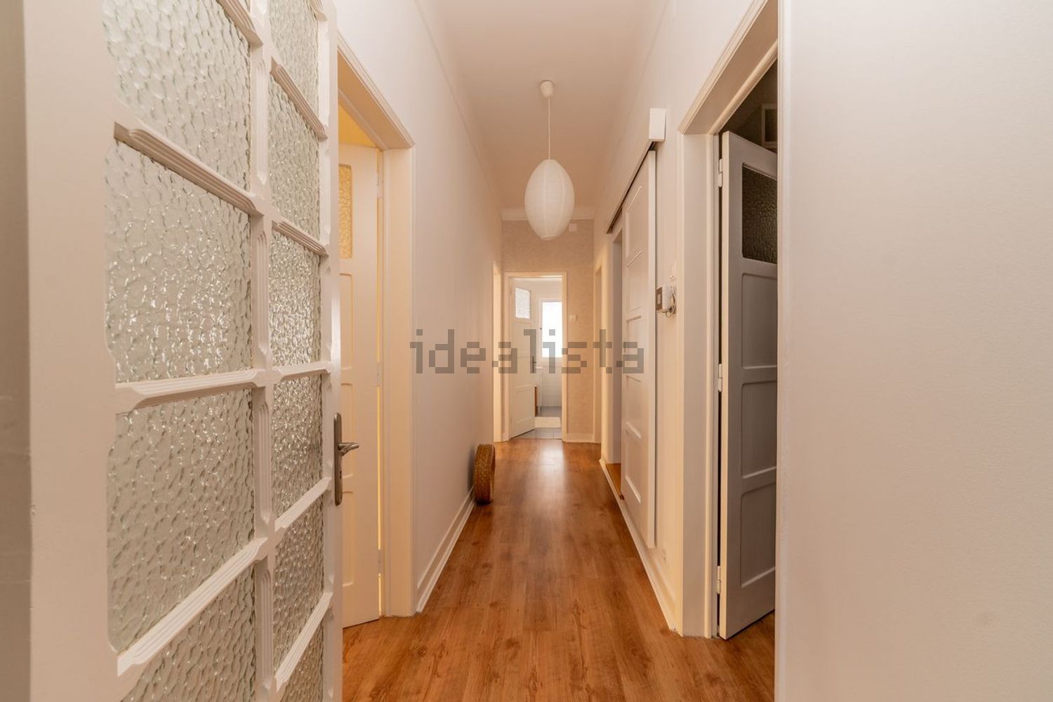 公寓 t4出售在Rua António Batalha Reis - 过道