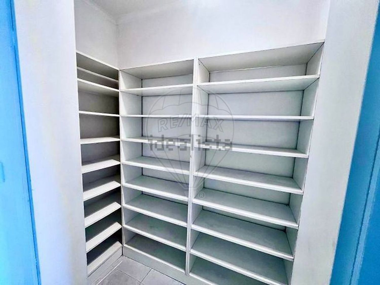 小楼房或独栋别墅出售在Rua do Cabeço - 试衣间