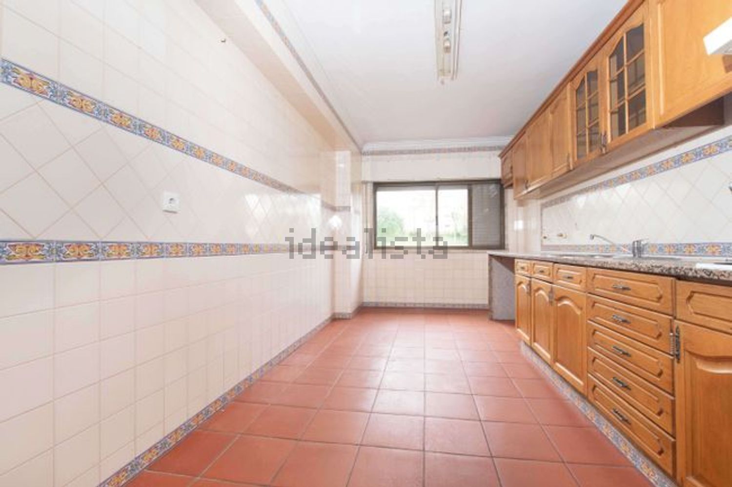 公寓 t4出售在Estrada Águas Livres - 厨房