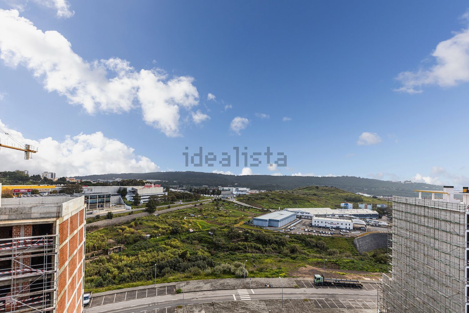 顶层公寓出售在Rua Nicolau Breyner, 9 - 视线