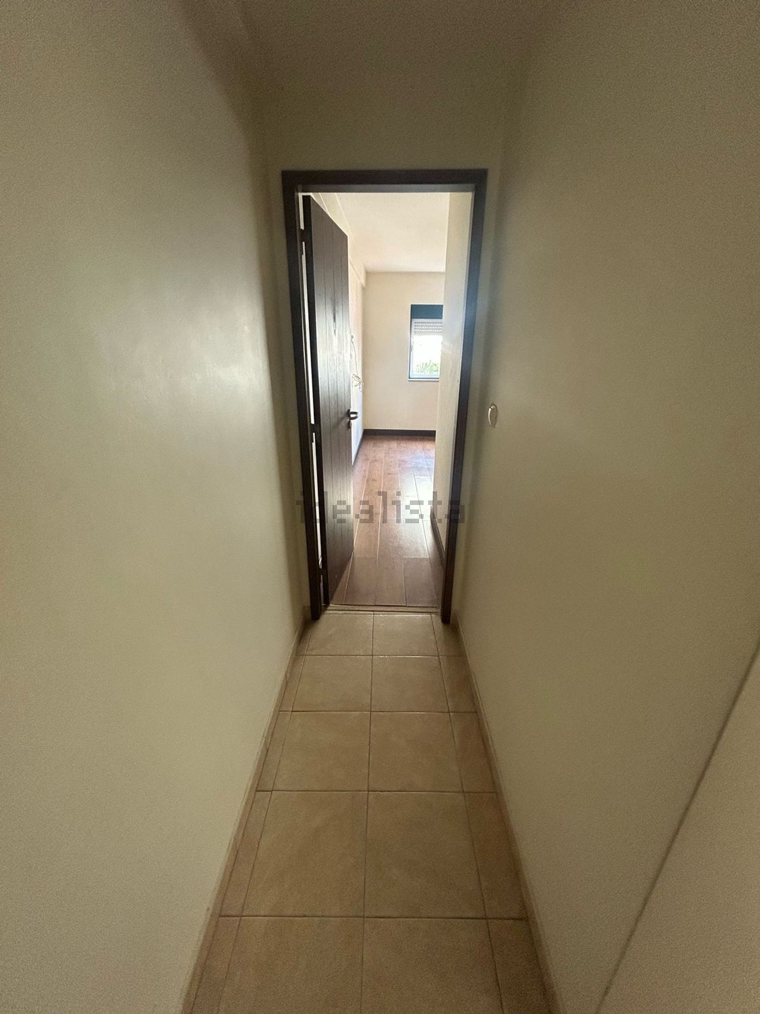 出租复式公寓在Rua da Bela Vista à Graça, 34 - 过道