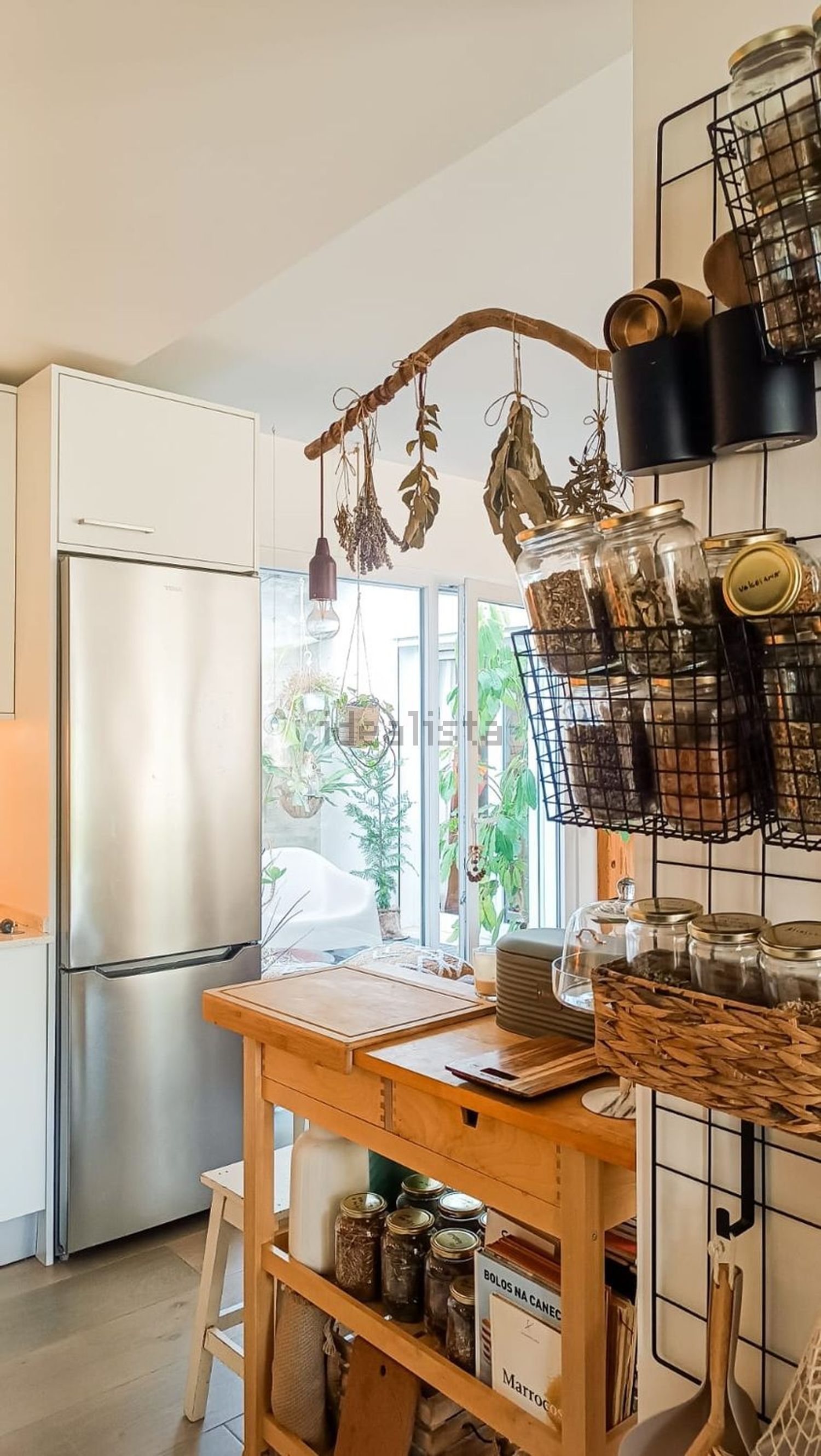 公寓 t3出售在Rua Vale de Lobos, 2560 - 厨房