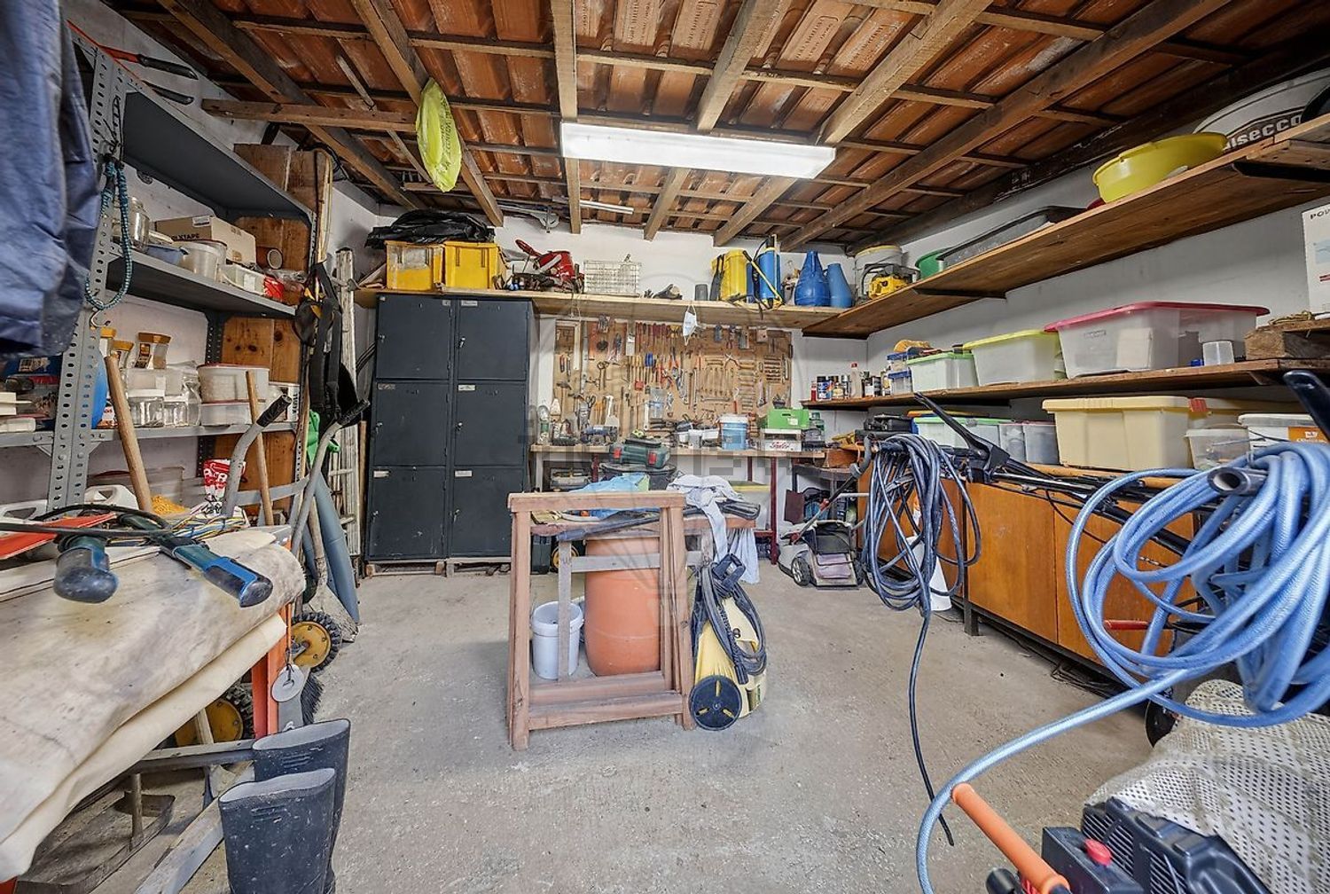 小楼房或独栋别墅出售在Rua Estreita - 共同区域