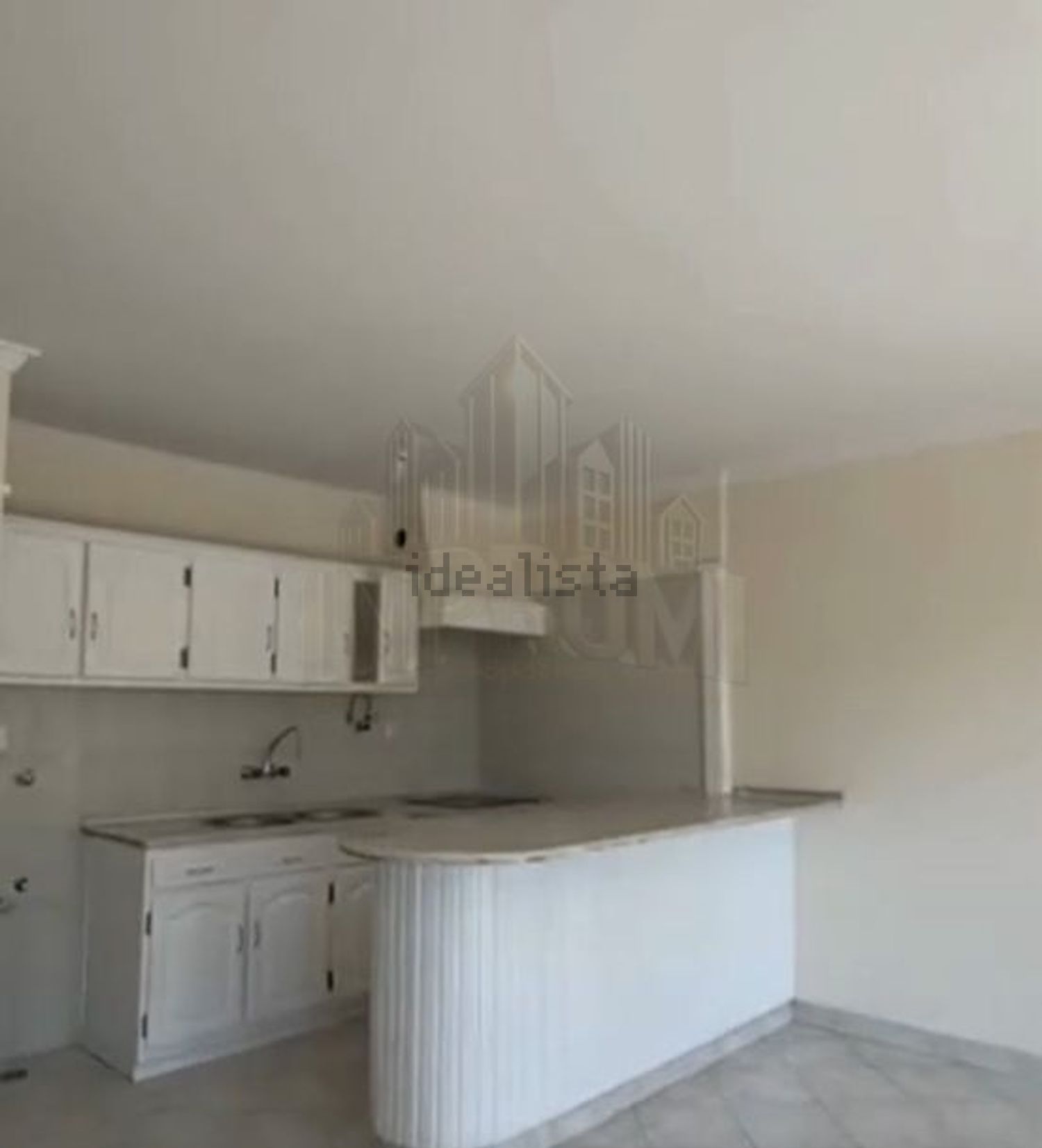 公寓 t1出售在Rua do Pedregal de Baixo - 厨房