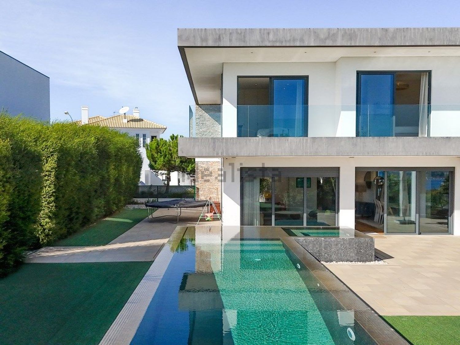 小楼房或独栋别墅出售在Nova Oeiras - Quinta das Palmeiras - 游泳池