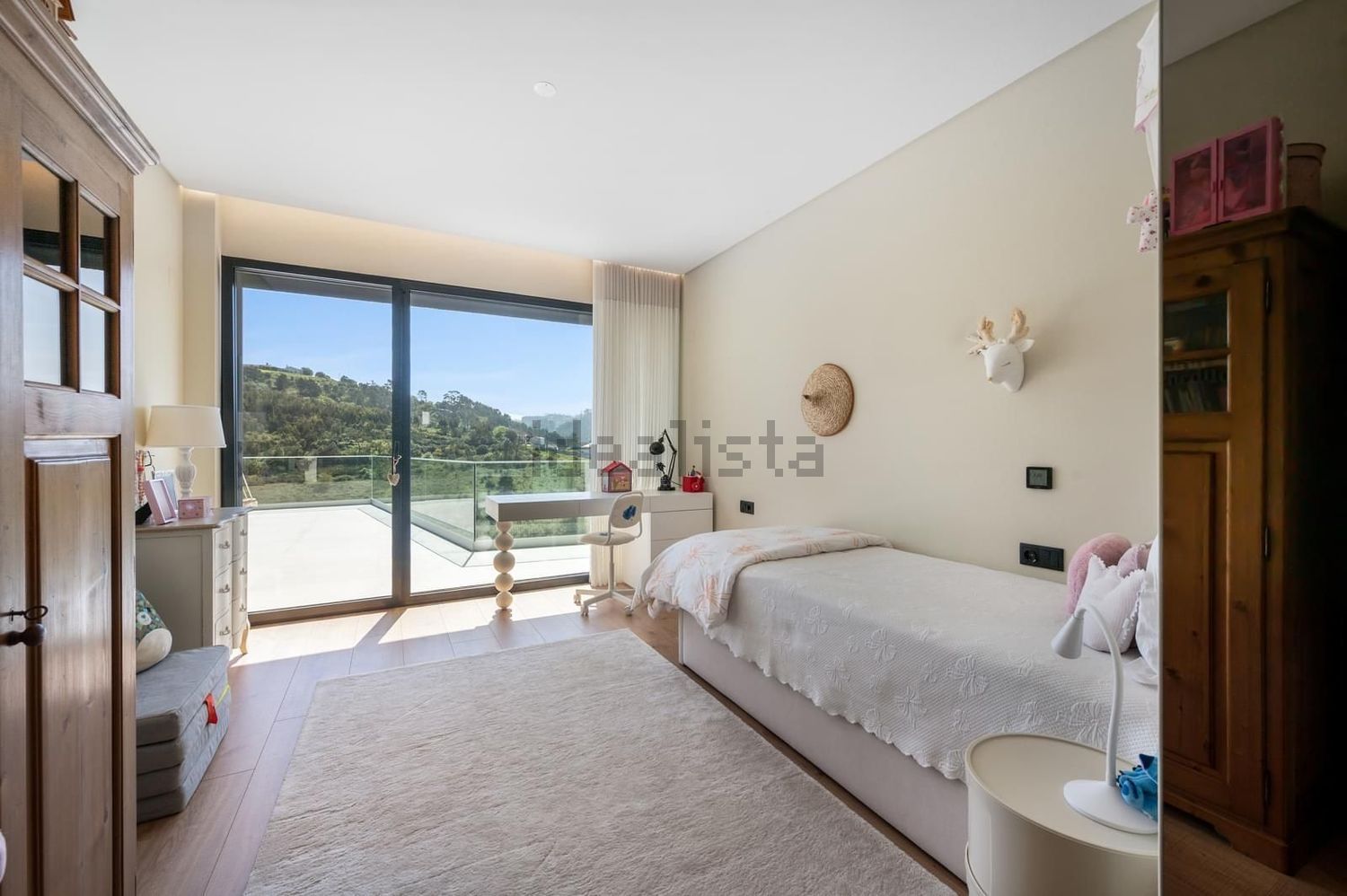 小楼房或独栋别墅出售在Rua das Lombas - 客厅