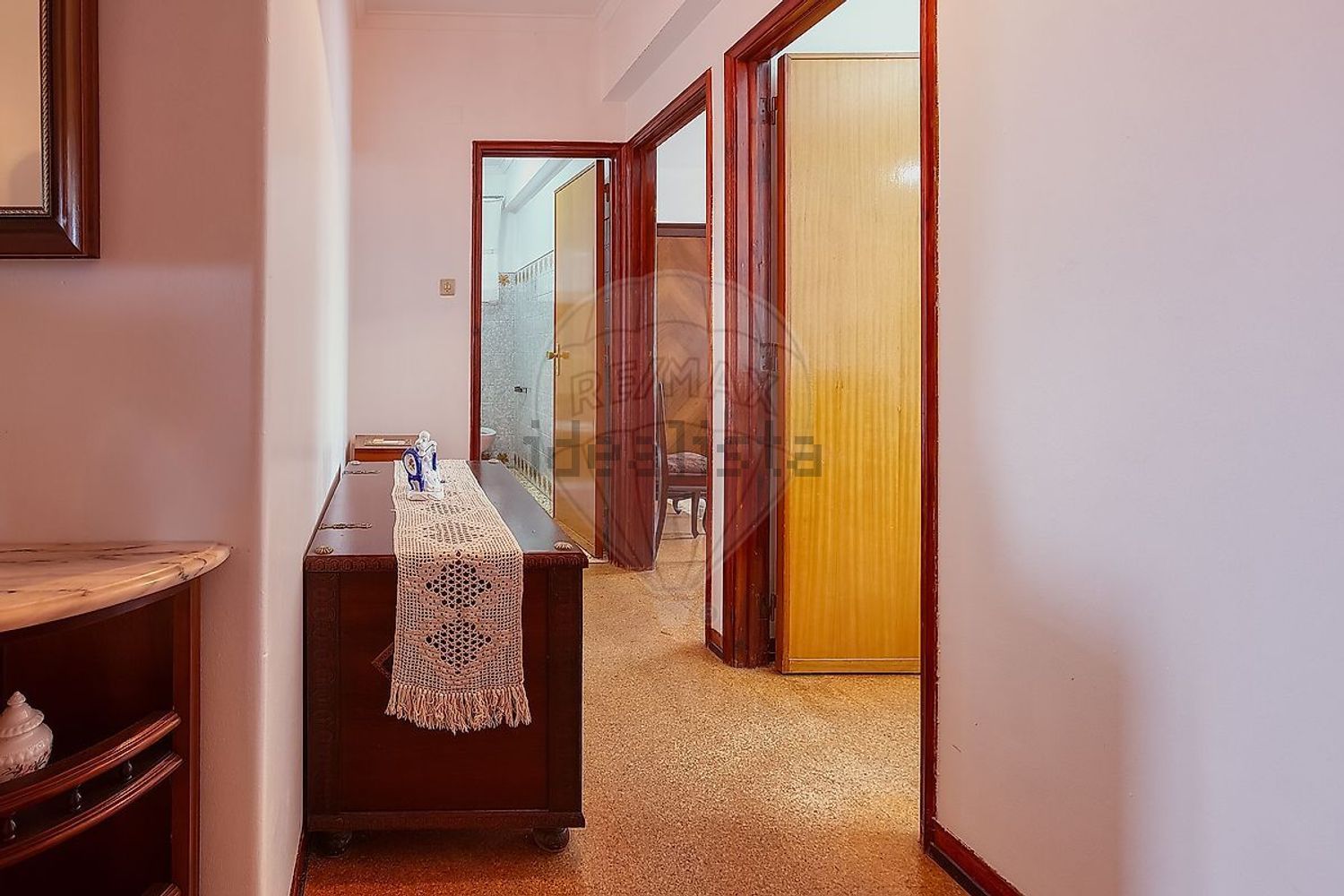 公寓 t3出售在Rua da Liberdade - 过道