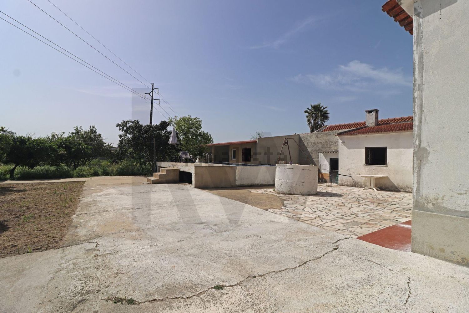 小楼房或独栋别墅出售在Rua António Aleixo - 外立面