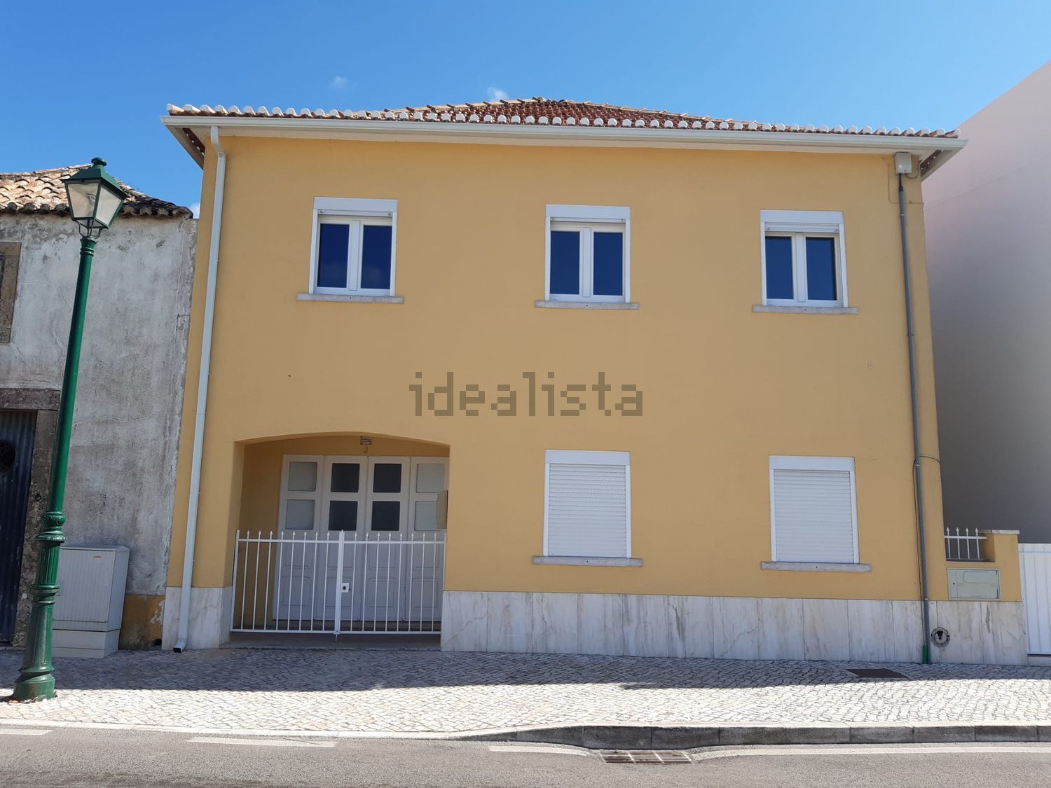 出租小楼房或独栋别墅在Largo Coronel Brito Gorjão, 3 - 外立面