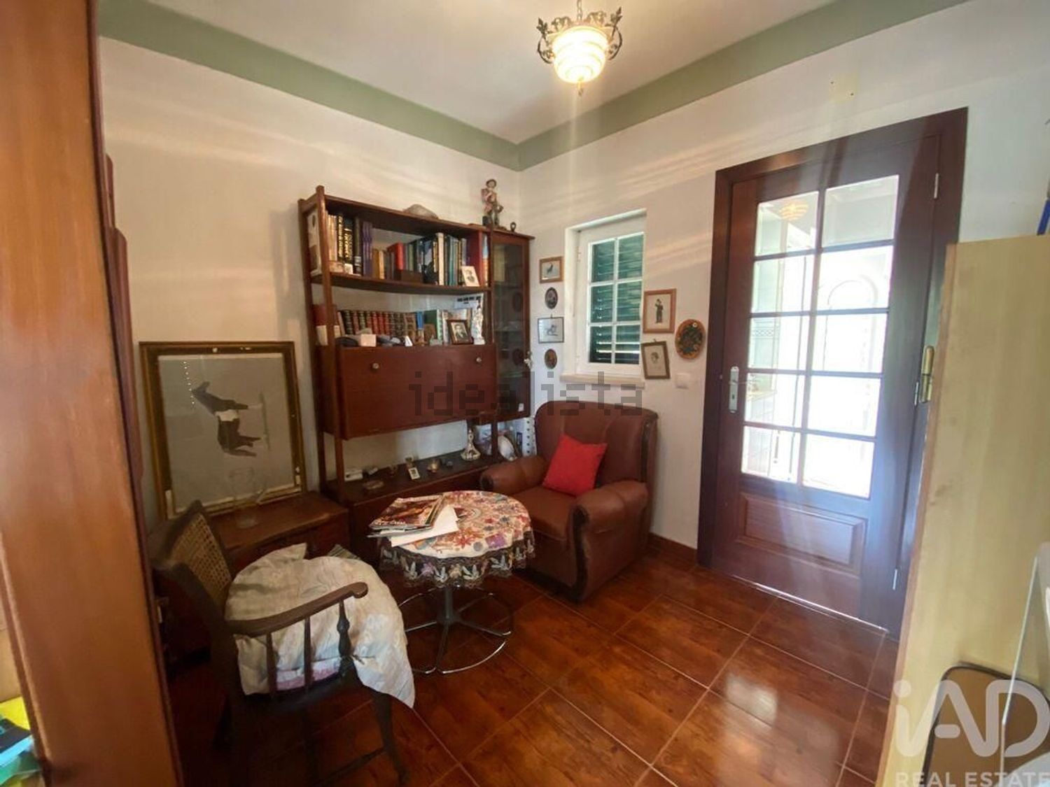 小楼房或独栋别墅出售在Lamas e Cercal - 客厅