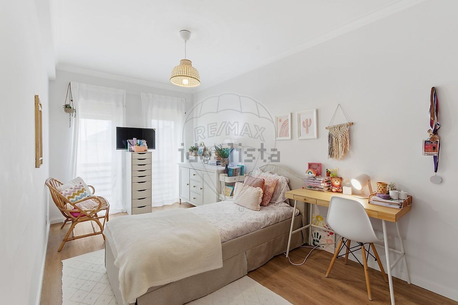 公寓 t3出售在Praceta Eugénio Salvador - 卧室