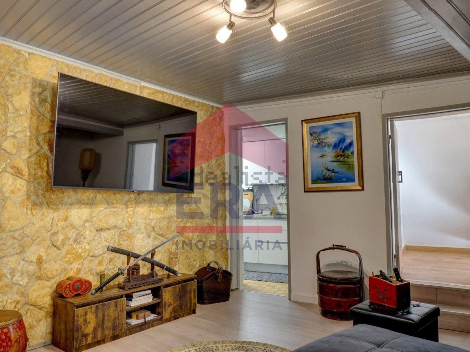 小楼房或独栋别墅出售在Rua do Meio - 客厅