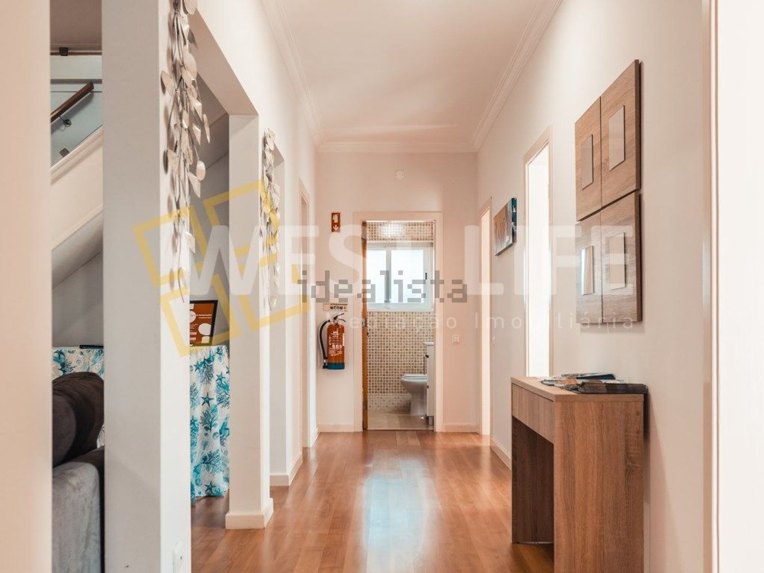 小楼房或独栋别墅出售在Centro - 过道