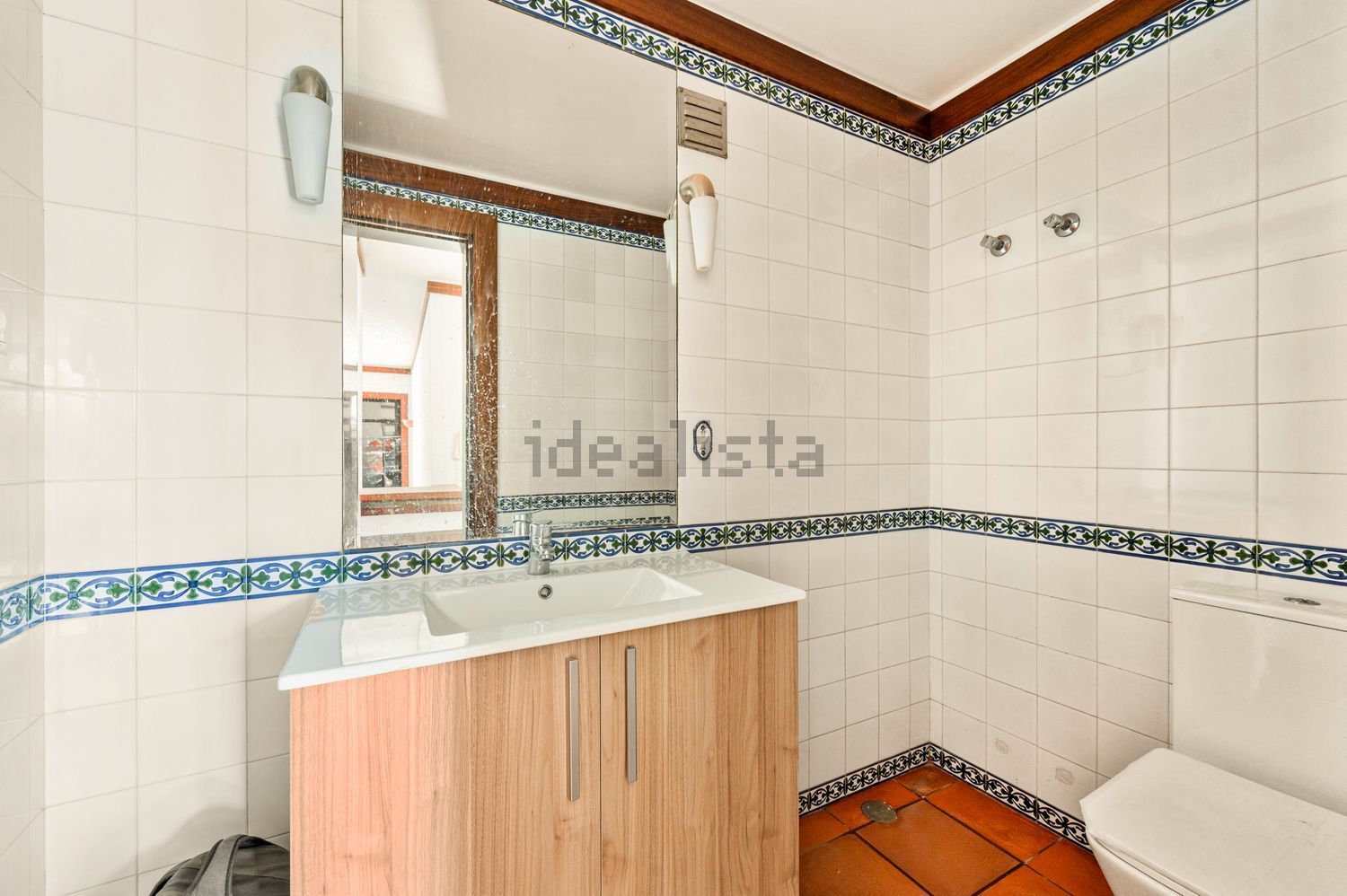 出租双拼别墅在Rua Ribatejo, 42 - 卫生间