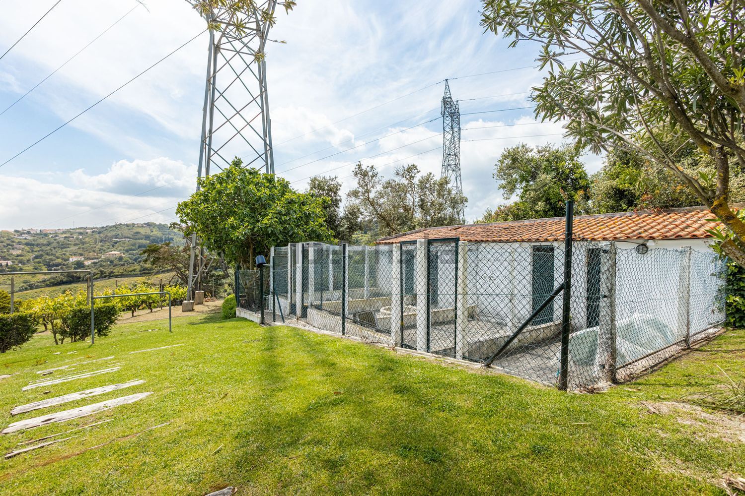 小楼房或独栋别墅出售Estr. da Serralheira de Baixo - 花园