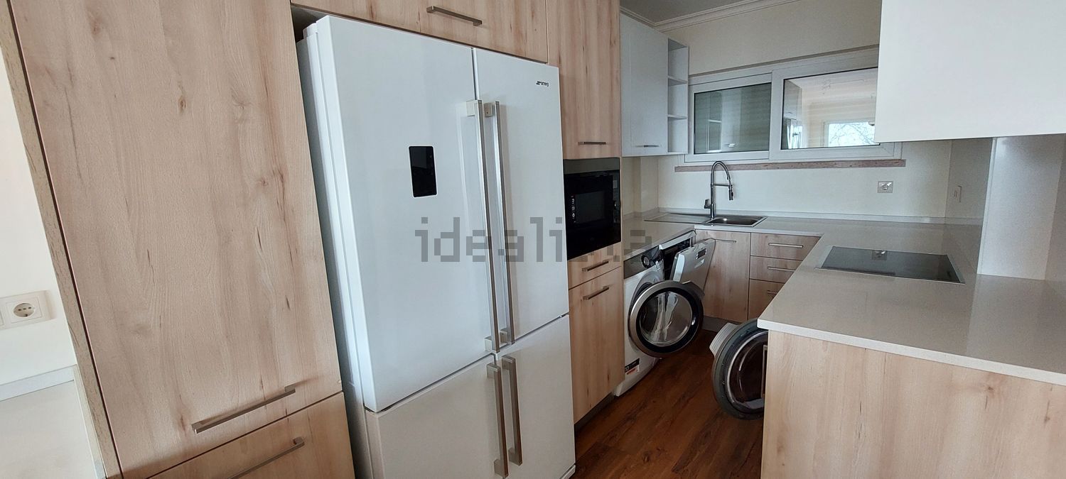 出租公寓 t1在Largo Ana de Castro Osório, 1 - 厨房