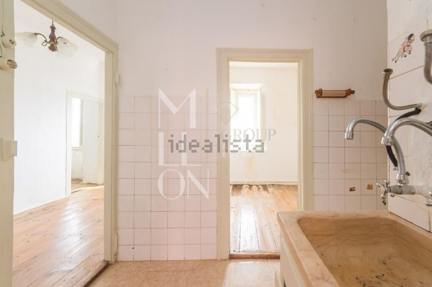 双拼别墅出售在Rua Combatentes da Grande Guerra s/n - 厨房