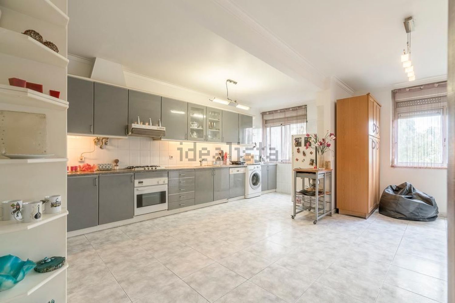 出租房间在Rua Ramiro Ferrão, 53 - 厨房