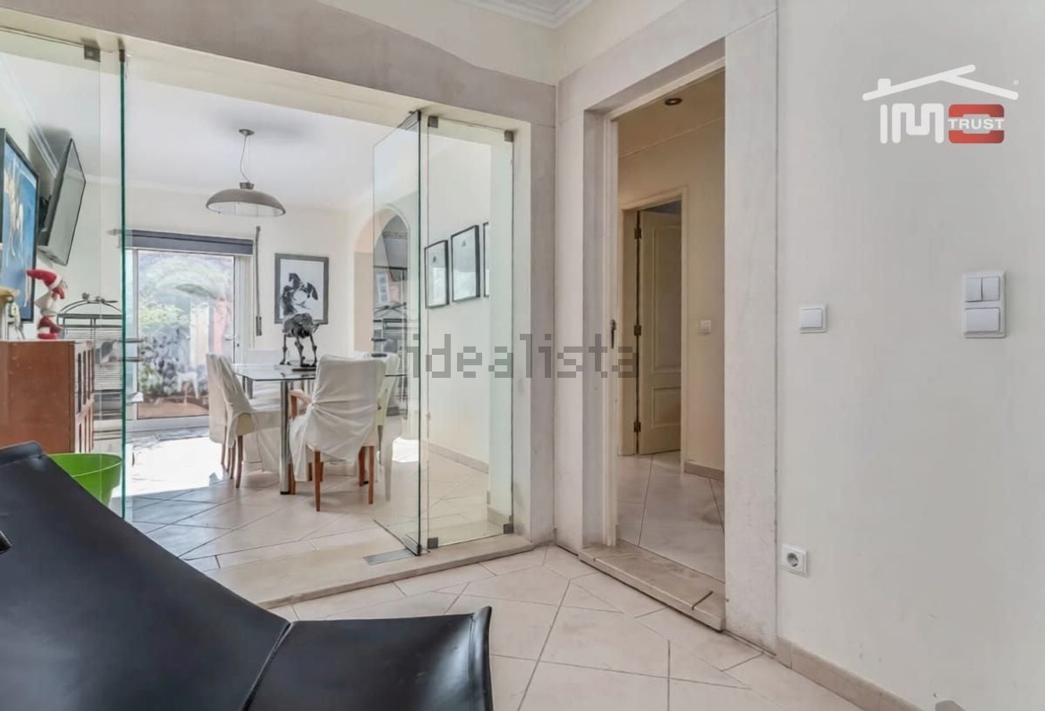 双拼别墅出售在Rua do Círio dos Olhos de Água - 过道