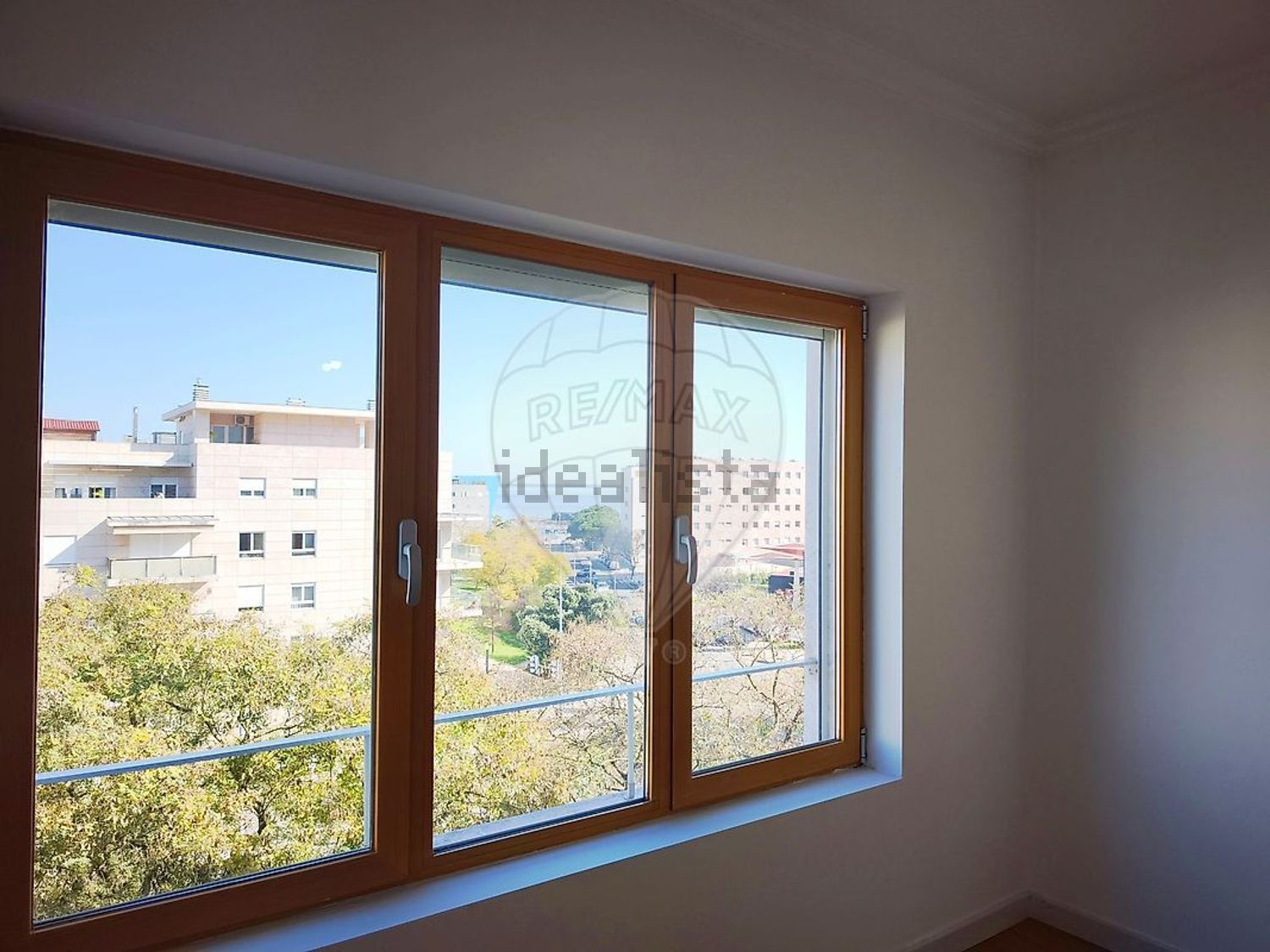 公寓 t1出售在Alameda dos Oceanos, 31 h - 照片