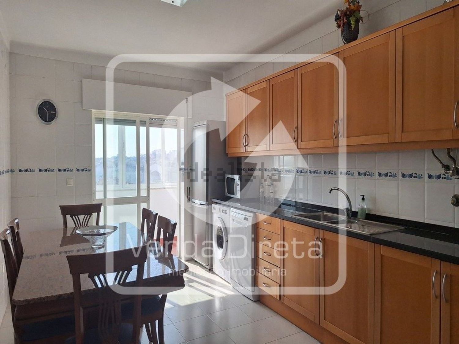 出租公寓 t3在Rua Salgueiro Maia, 34 - 厨房