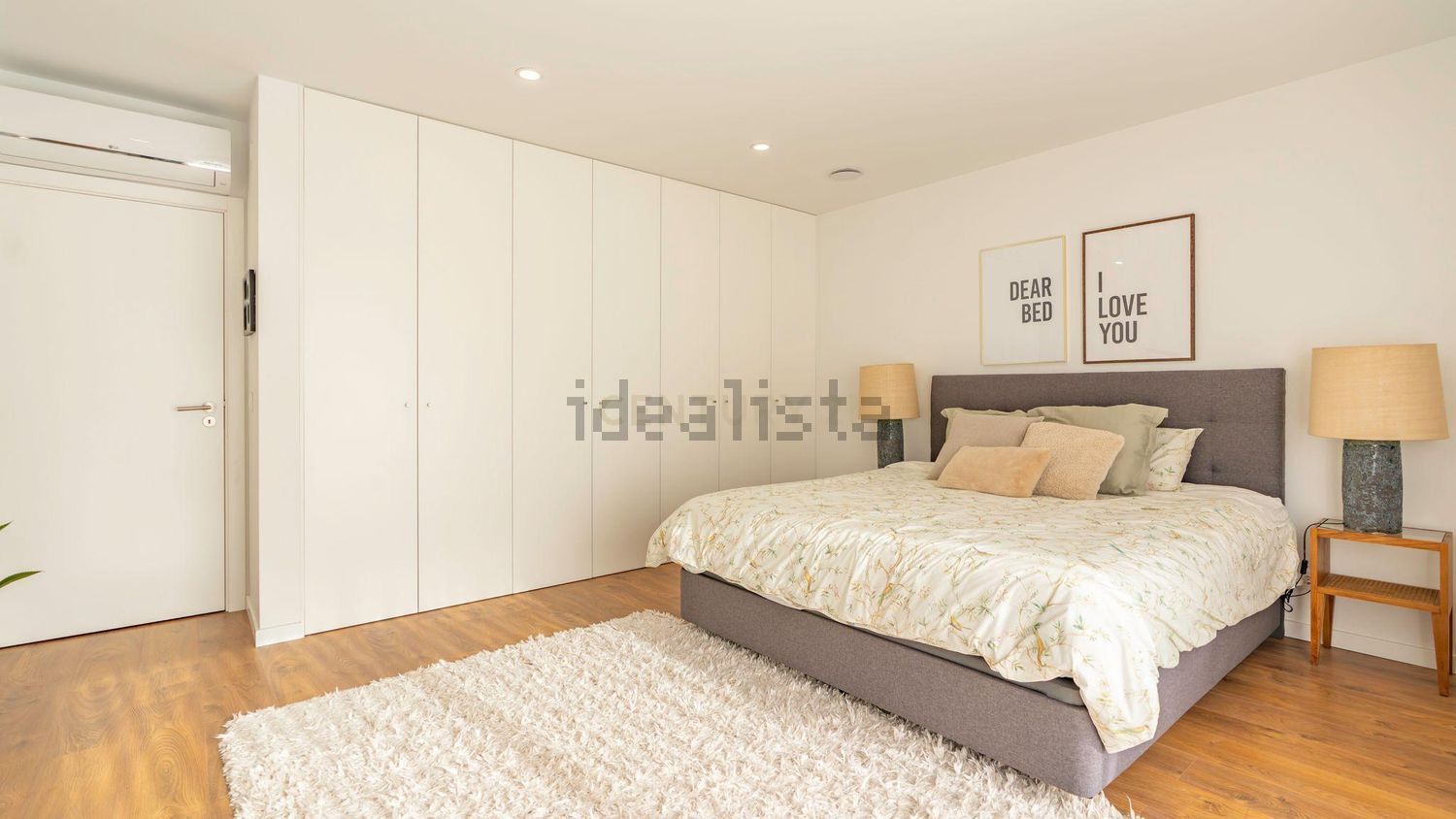 小楼房或独栋别墅出售在Avenida Engenheiro Arantes e Oliveira, 4 - 卧室