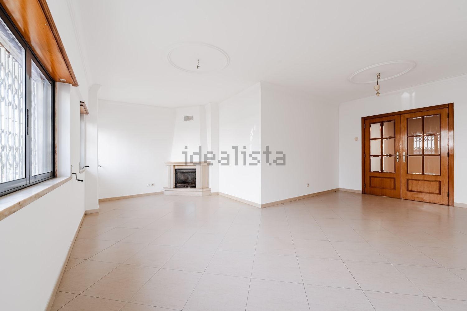 公寓 t3出售在Falagueira-Venda Nova - 客厅